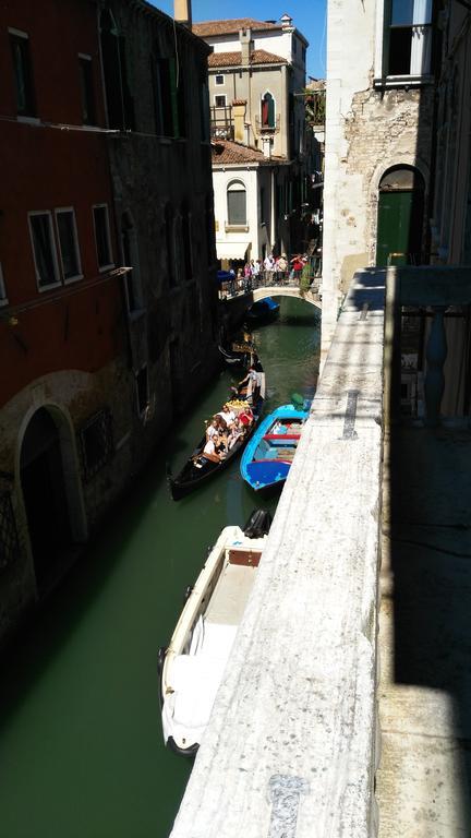 Balcone Sul Canale Venedig Exteriör bild