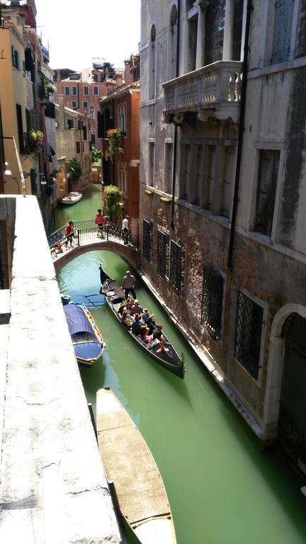 Balcone Sul Canale Venedig Exteriör bild